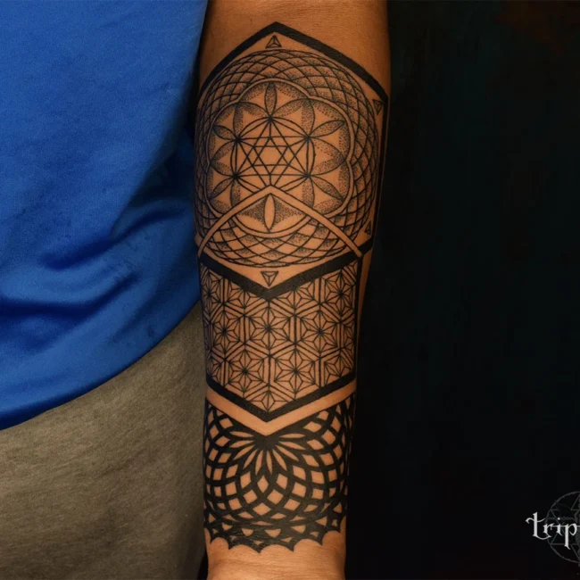 2021-04-08 Sacred Geometric Sleeve 2 by Ashwin